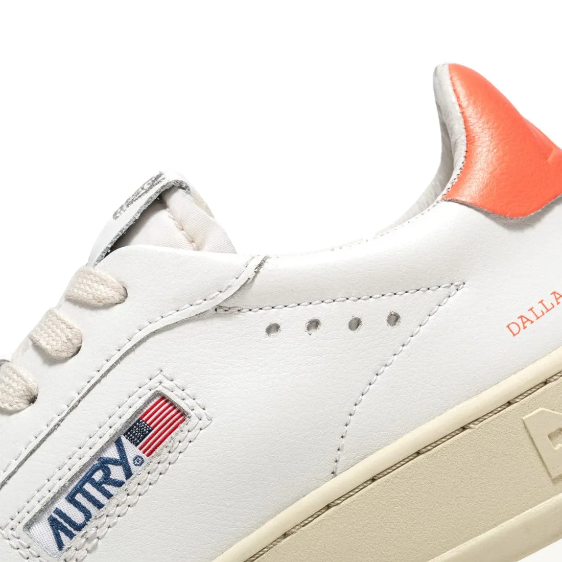 Autry Womens Dallas Low Trainers White / Coral