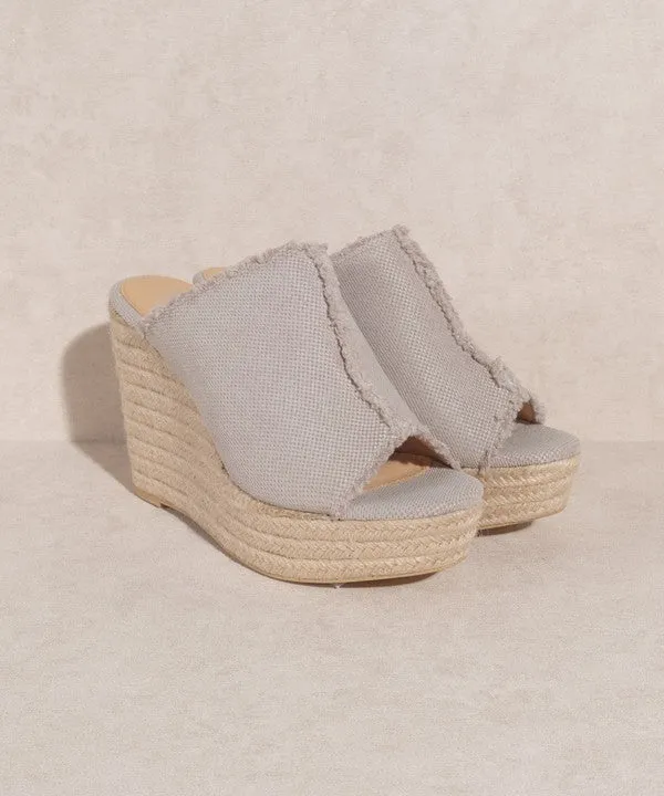 Bliss - Distressed Linen Wedge