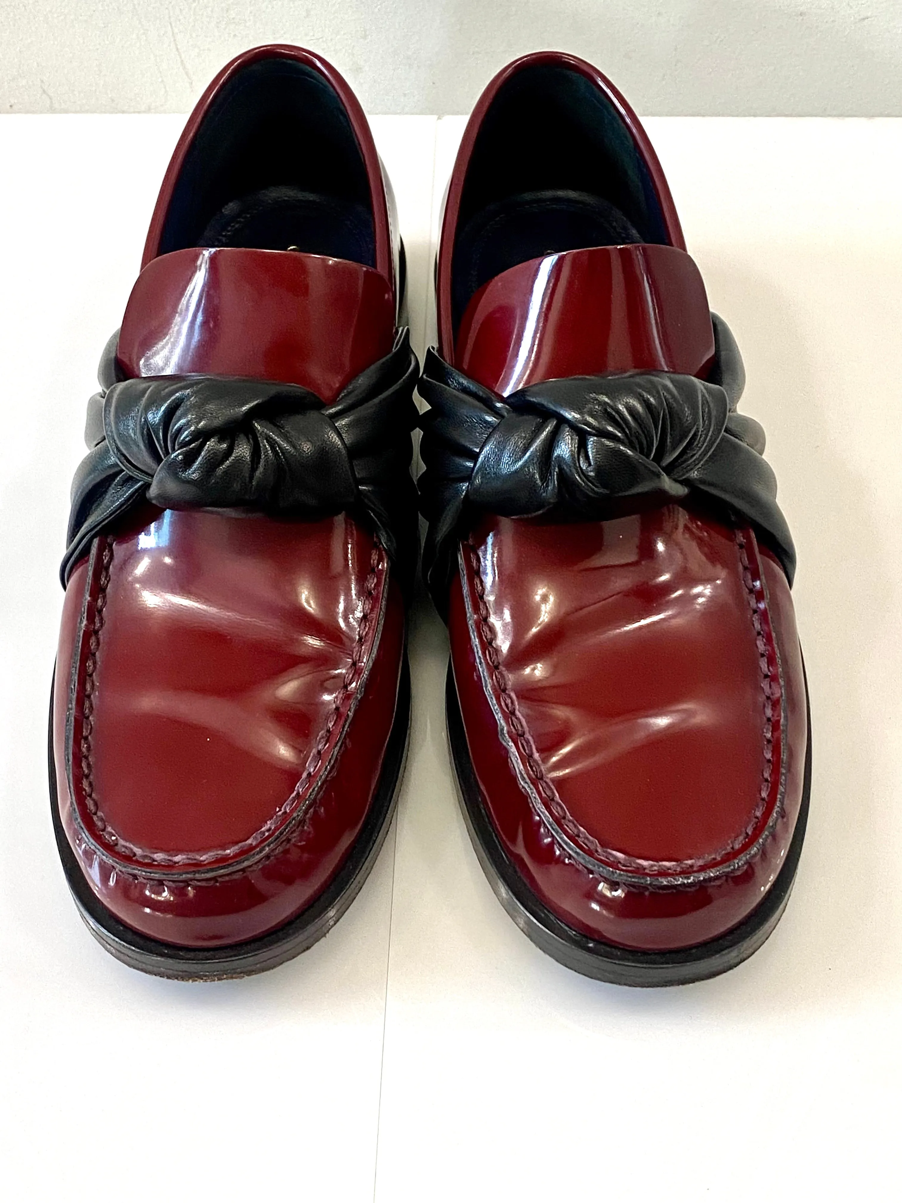 CÉLINE KNOT POLISHED HALBSCHUHE COLLEGE LOAFERS