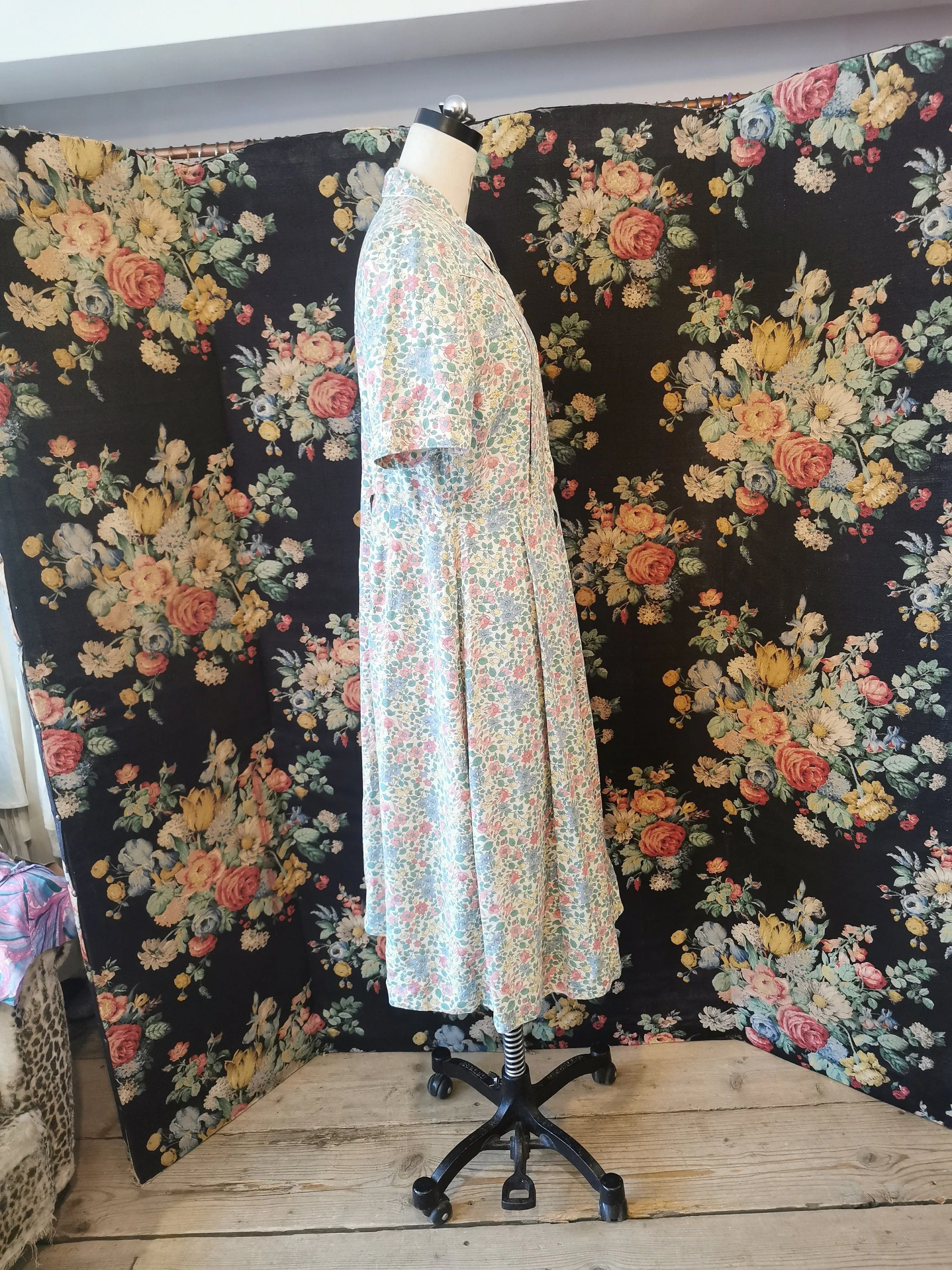 Dickens and Jones Liberty print silk floral tea dress 1940s