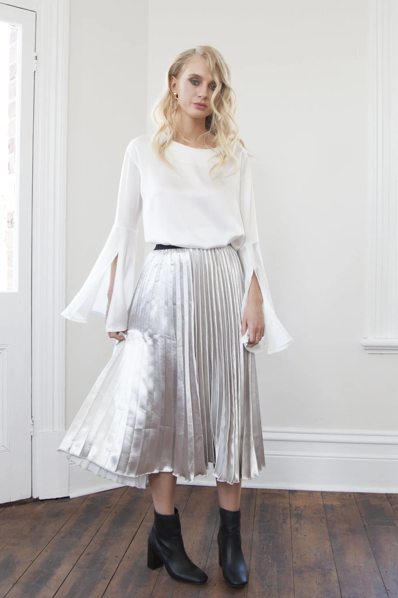 Grace Metallic Midi Pleated Skirt-Silver