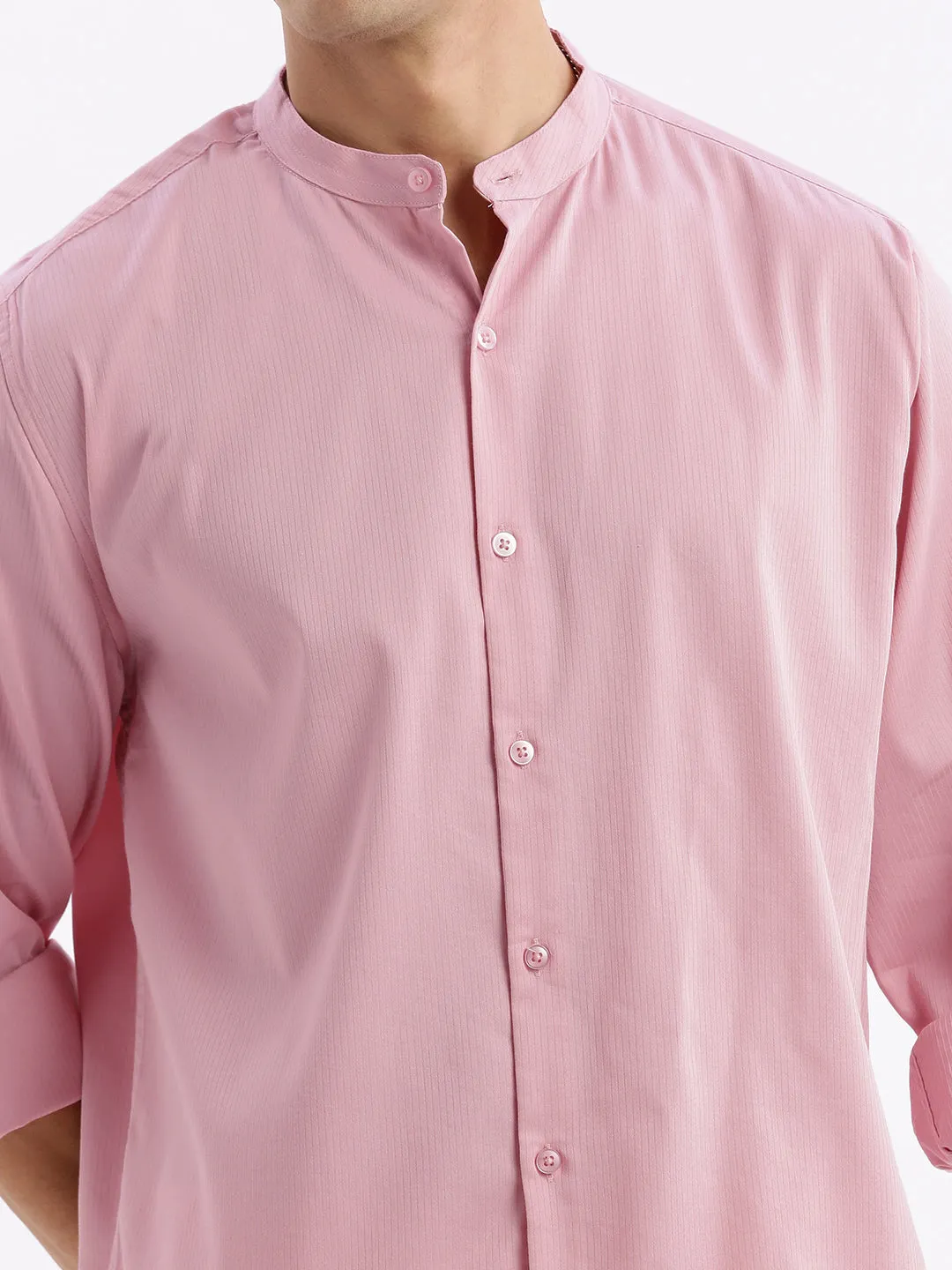 Men Mandarin Collar Solid Slim Fit Pink Shirt