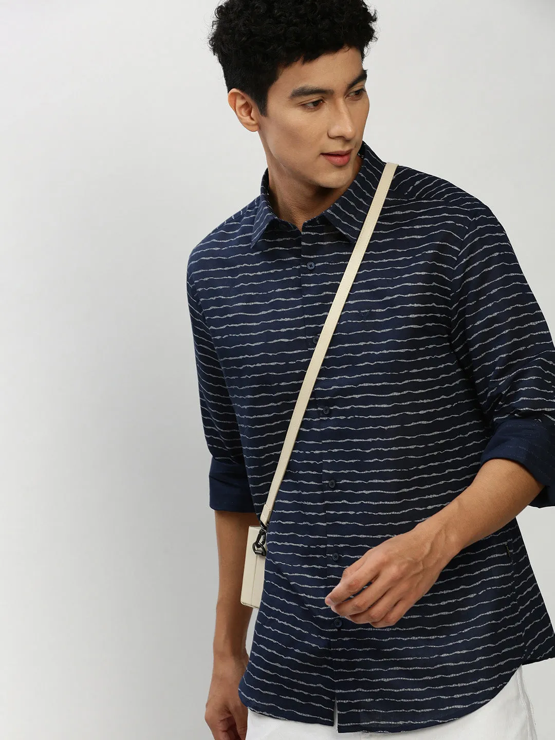 Men Navy Striped Casual Casual Shirts