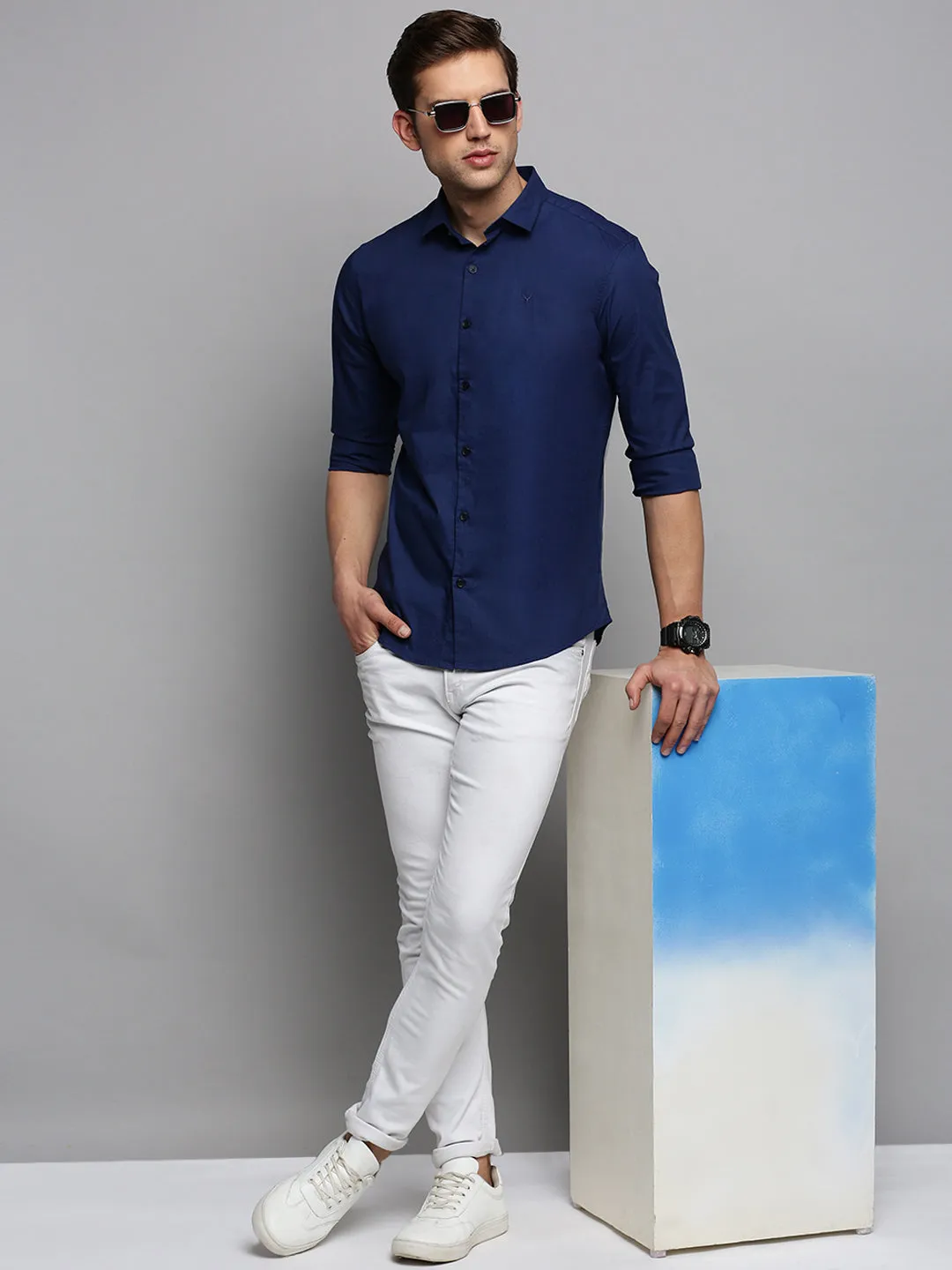 Men Spread Collar Solid Navy Blue Shirt