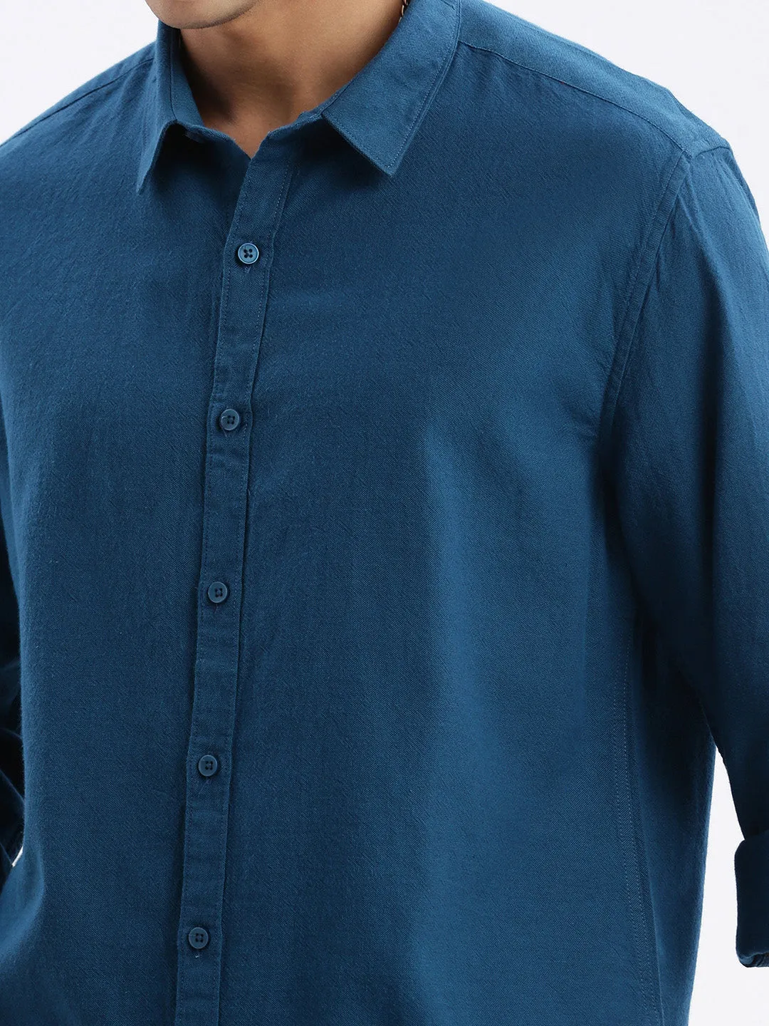 Men Spread Collar Solid Slim Fit Teal Shirt