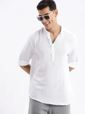 Men Spread Collar Solid Slim Fit White Shirt