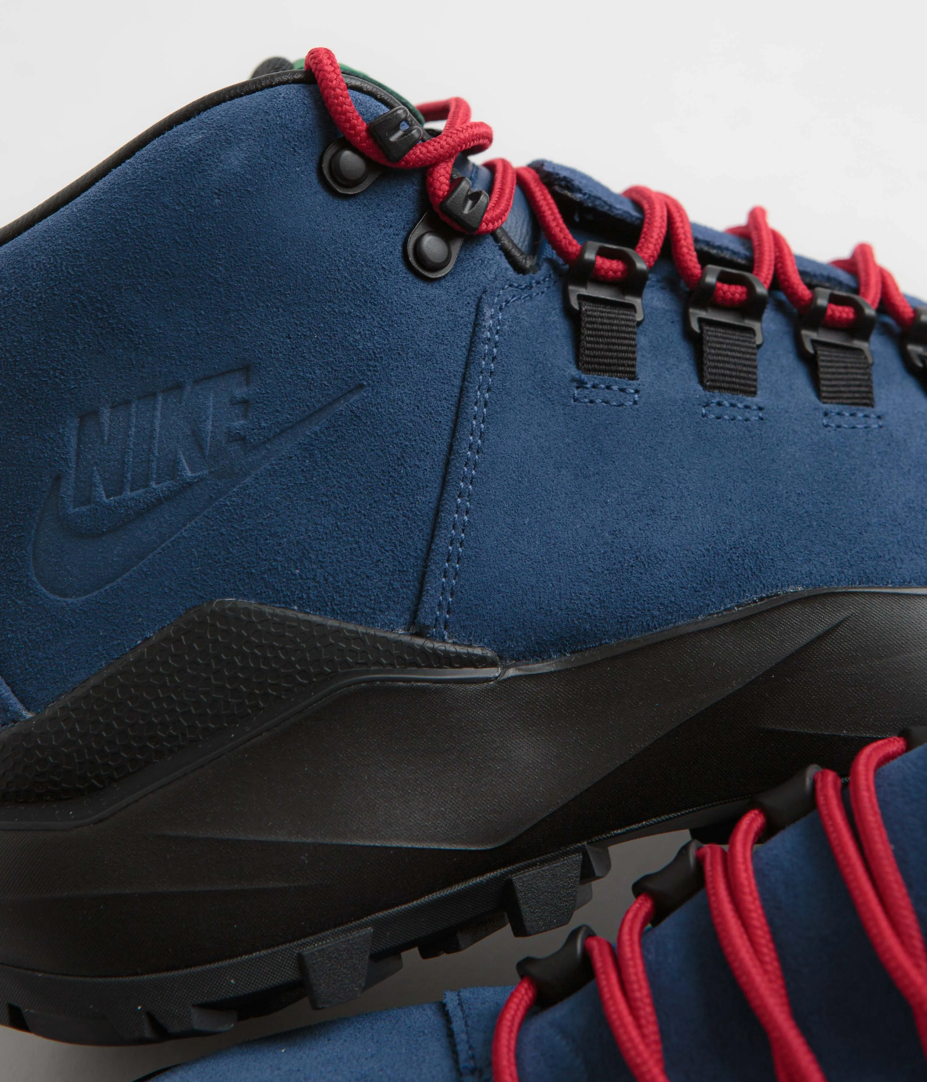 Nike Cygnal Shoes - Navy / Pine Green - Gym Red - Black