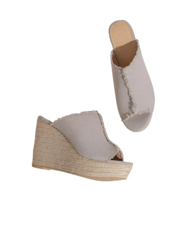 OASIS SOCIETY Bliss - Distressed Linen Wedge