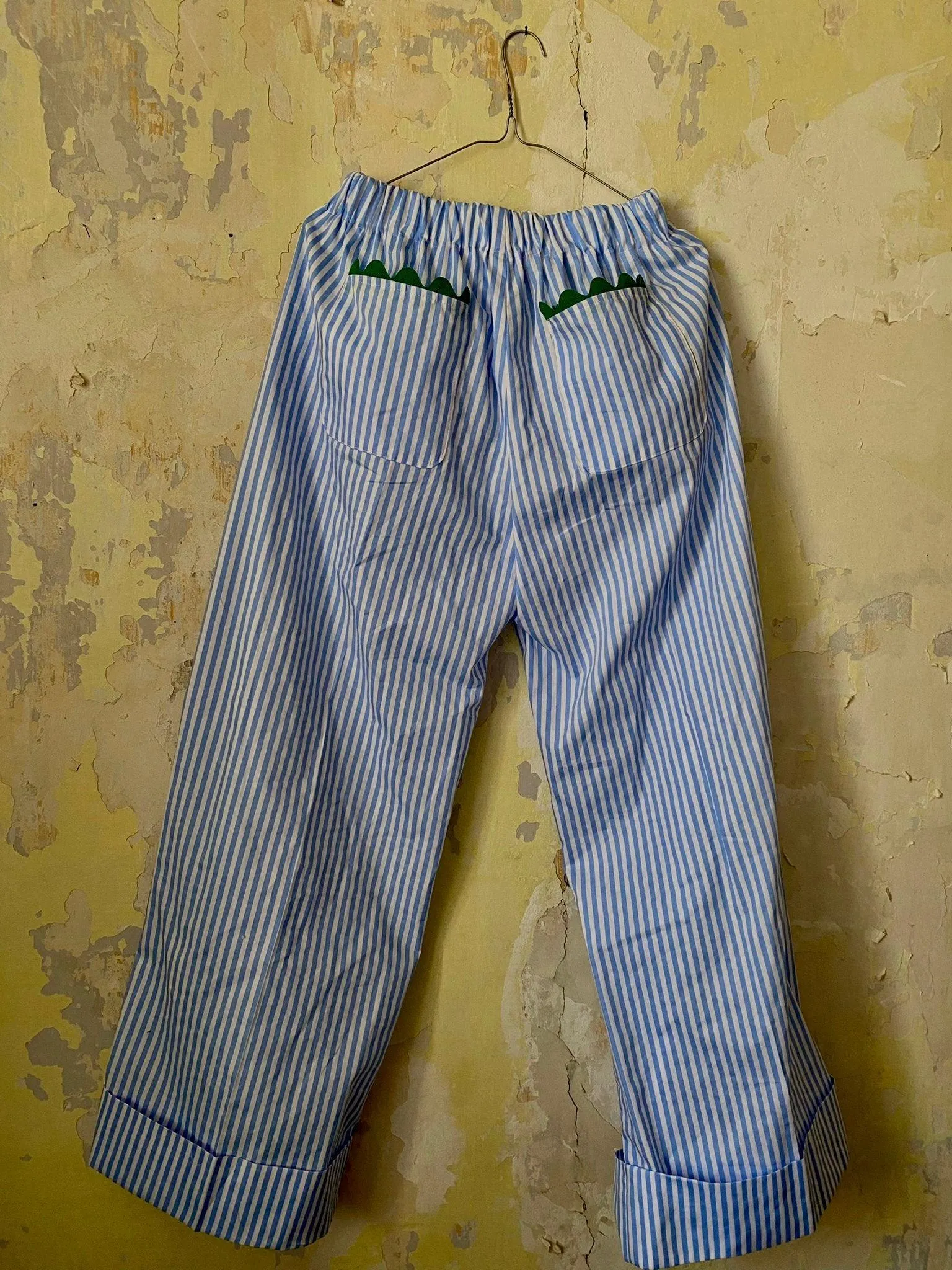 Soufflé turned up pants - blue stripes